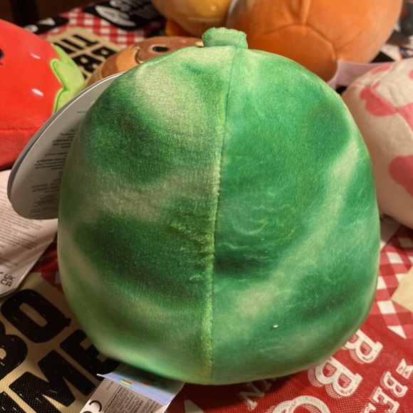 Squishmallows Lena the guava - Picture 2 of 6